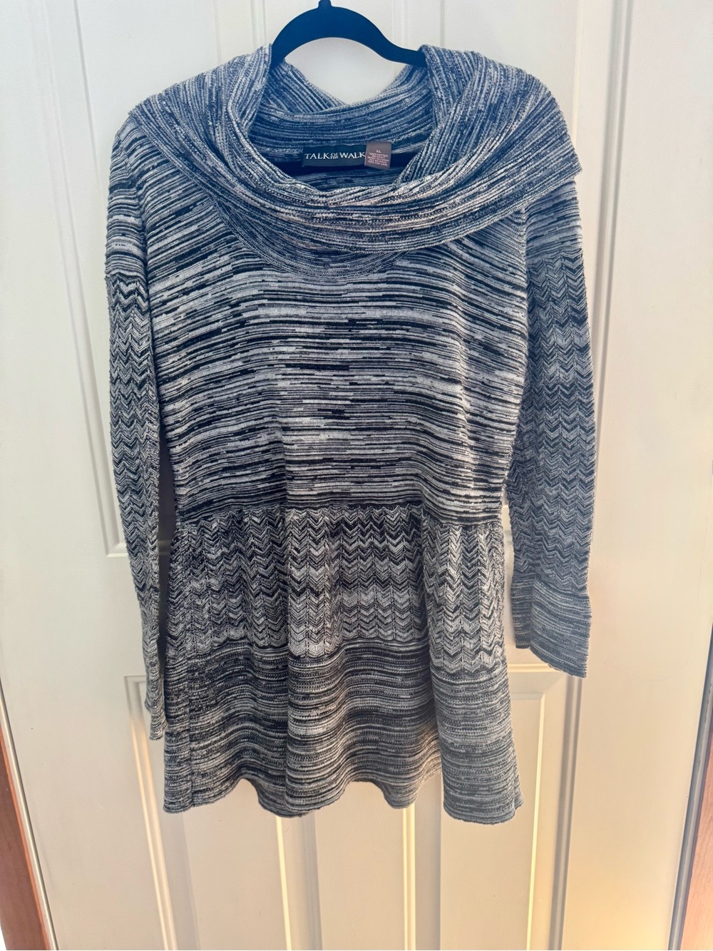 Talk & Walk Gray Marled Cowl Neck Women's Sweater Tunic